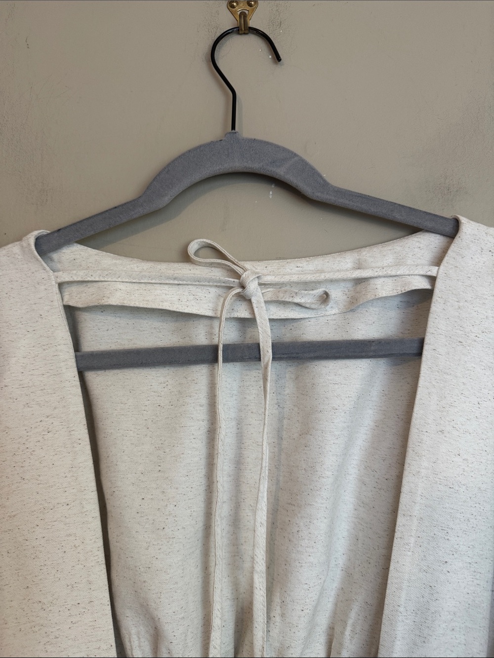 NWOT- Topshop Open Back Woven Top, Beige Linen, size US4 - Picture 10 of 12